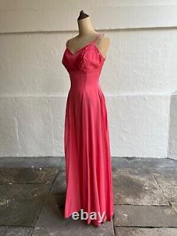 Robe de soirée couture fait main en rose saumon Taille 8/10 Approx.