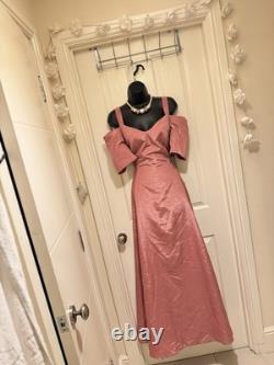 Robe de soirée en taffetas glamour des années 40/50, épaules nues, manches bouffantes, taille 14