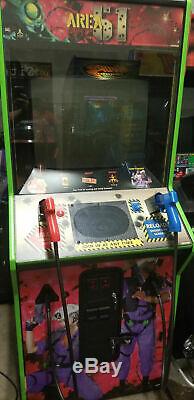 Site 4 Machine D'arcade Par Atari Area 51 (excellent Condition) Rare