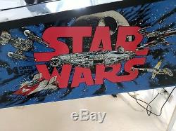 Star Wars Pinball Machine Iconique À Collectionner Dans Un État De Fonctionnement Fantastique