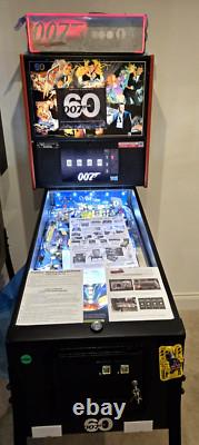 Stern James Bond Machine à Pinball 60ème Anniversaire Jamais Jouée