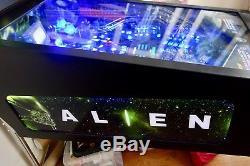 Superbe Machine À Flipper Hue Alien Arcade Rare! 3 Écrans Lcd! Leds Game In Hand