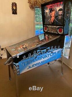 Terminator 2 Judgment Day Arcade Pinball Game Machine