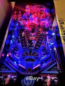 Terminator 2 Pinball Machine De William