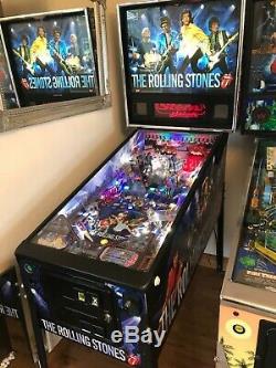 The Rolling Stones Pinball Machine Stern 2012 Parfait État & Grand Jeu