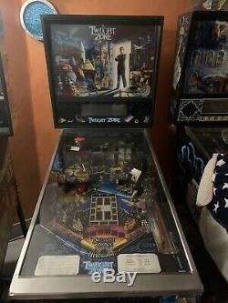 Twilight Zone Bally Pinball Flipper Preserie