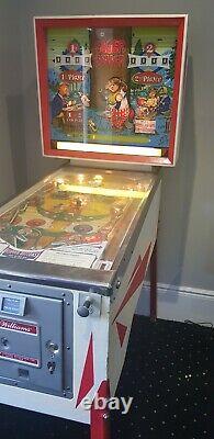 Williams Eager Beaver Pinball Machine