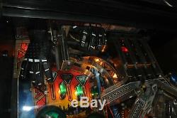 Williams Johnny Mnemonic Pinball Machine 100% De Travail